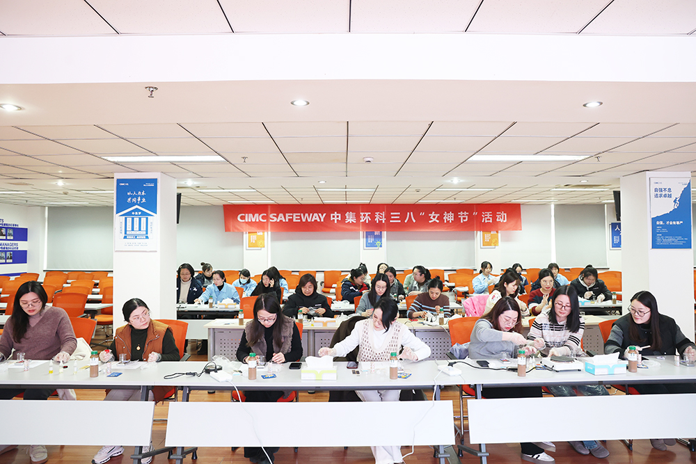 �������� �������̡���K1������չ�����ˡ���Ů��ϵ���˶�